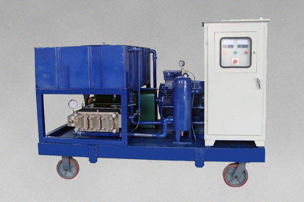 700bar ultra-high pressure cleaning unit